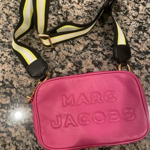 HOT PINK SUMMER PURSE